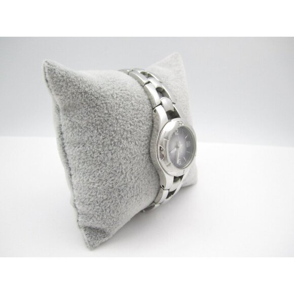 Women Relic Wet Quartz WR Analog 25mm Round Watch (H765) "New Battery" - Picture 6 of 10